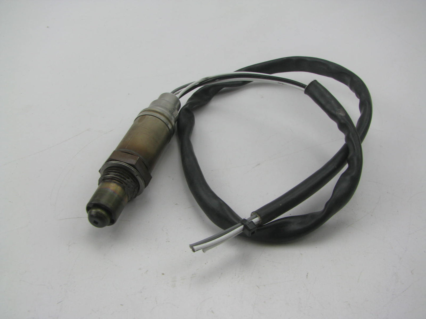 NEW OUT OF BOX - Bosch 0258986507 UNIVERSAL Oxygen O2 Sensor - 4 Wire