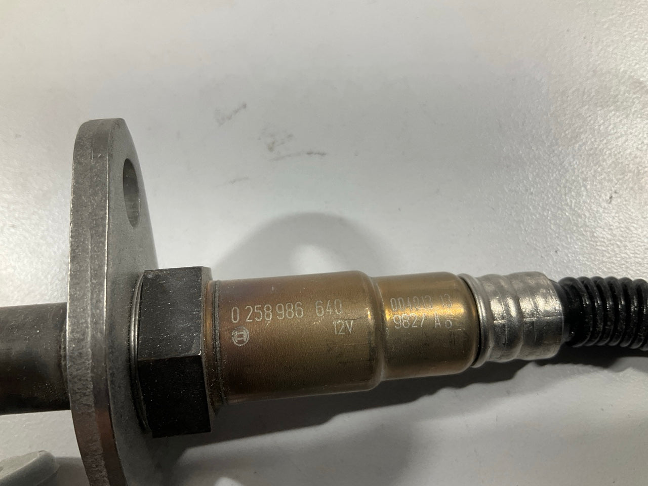 NEW - OUT OF BOX BOSCH 0258986640 Downstream Oxygen O2 Sensor