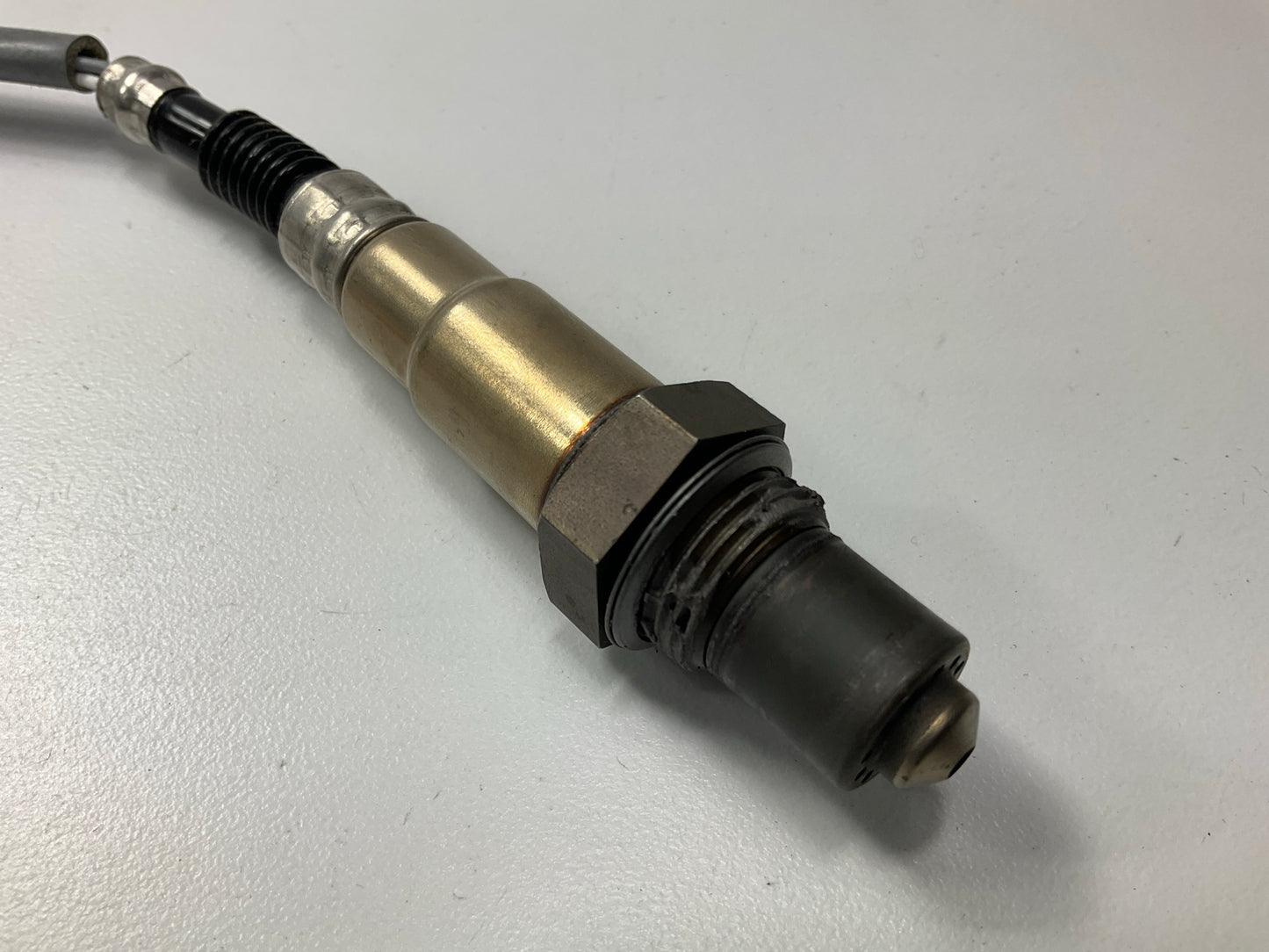 NEW - OUT OF BOX - BOSCH 0258986646 Downstream Oxygen O2 Sensor