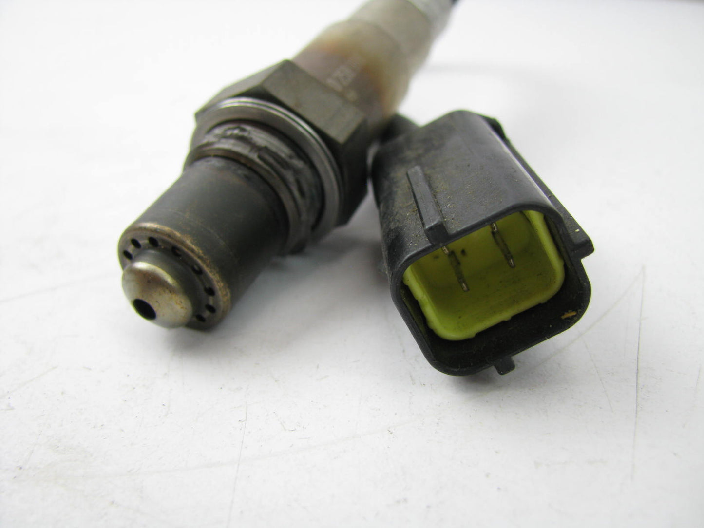 NEW - OUT OF BOX BOSCH 0258986684 Upstream Oxygen O2 Sensor
