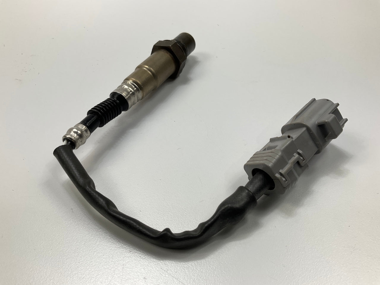 NEW - OUT OF BOX - BOSCH 0258986696 Downstream Oxygen O2 Sensor