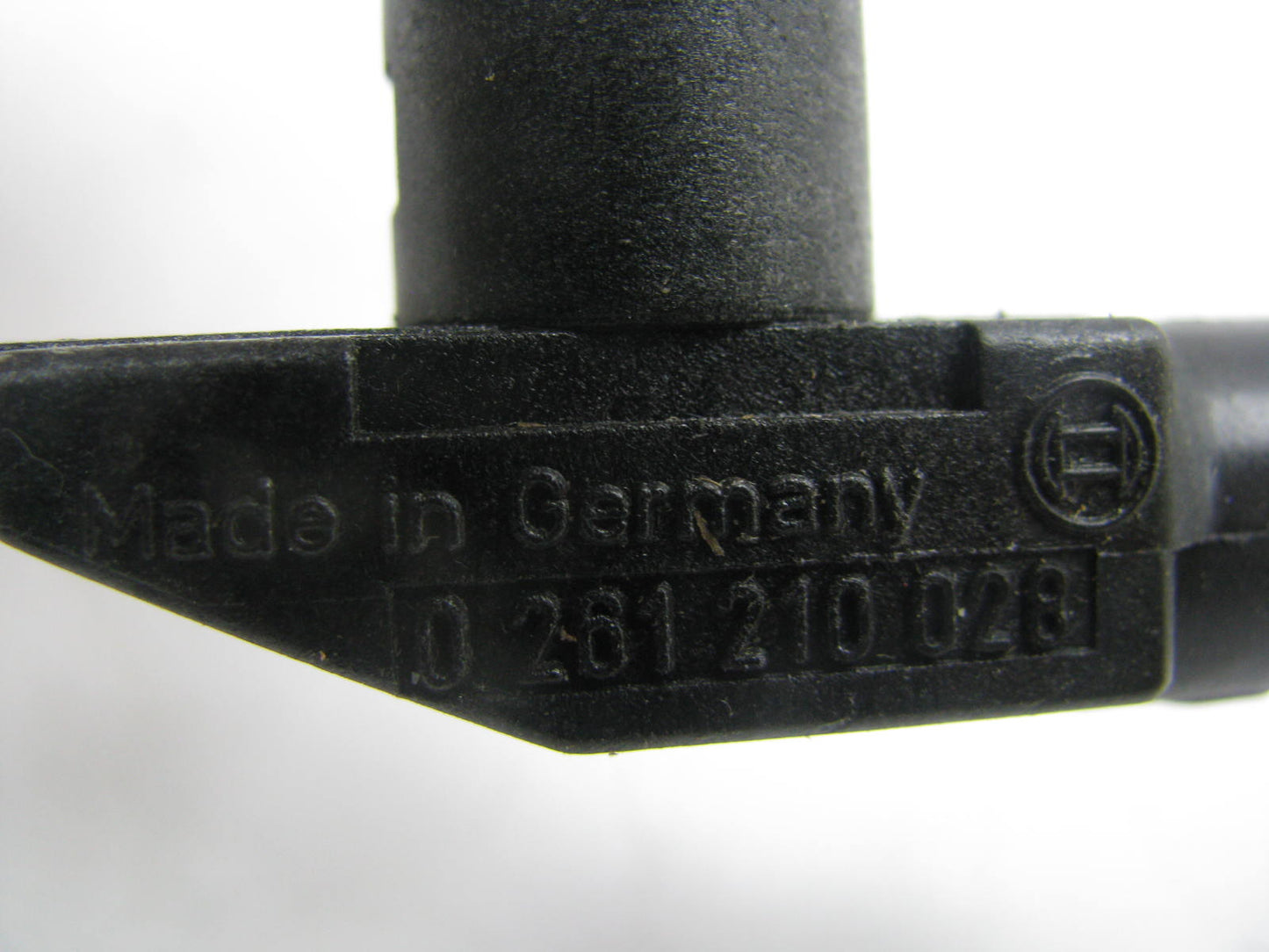 NEW UNBOXED BOSCH 0261210028 Camshaft Position Sensor 1985-87 BMW 2.5L 2.7L E30
