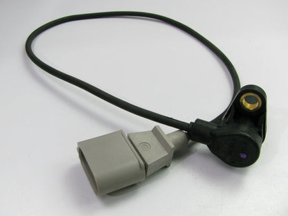 NEW - OUT OF BOX BOSCH 0261210147 Engine Crankshaft Position Sensor