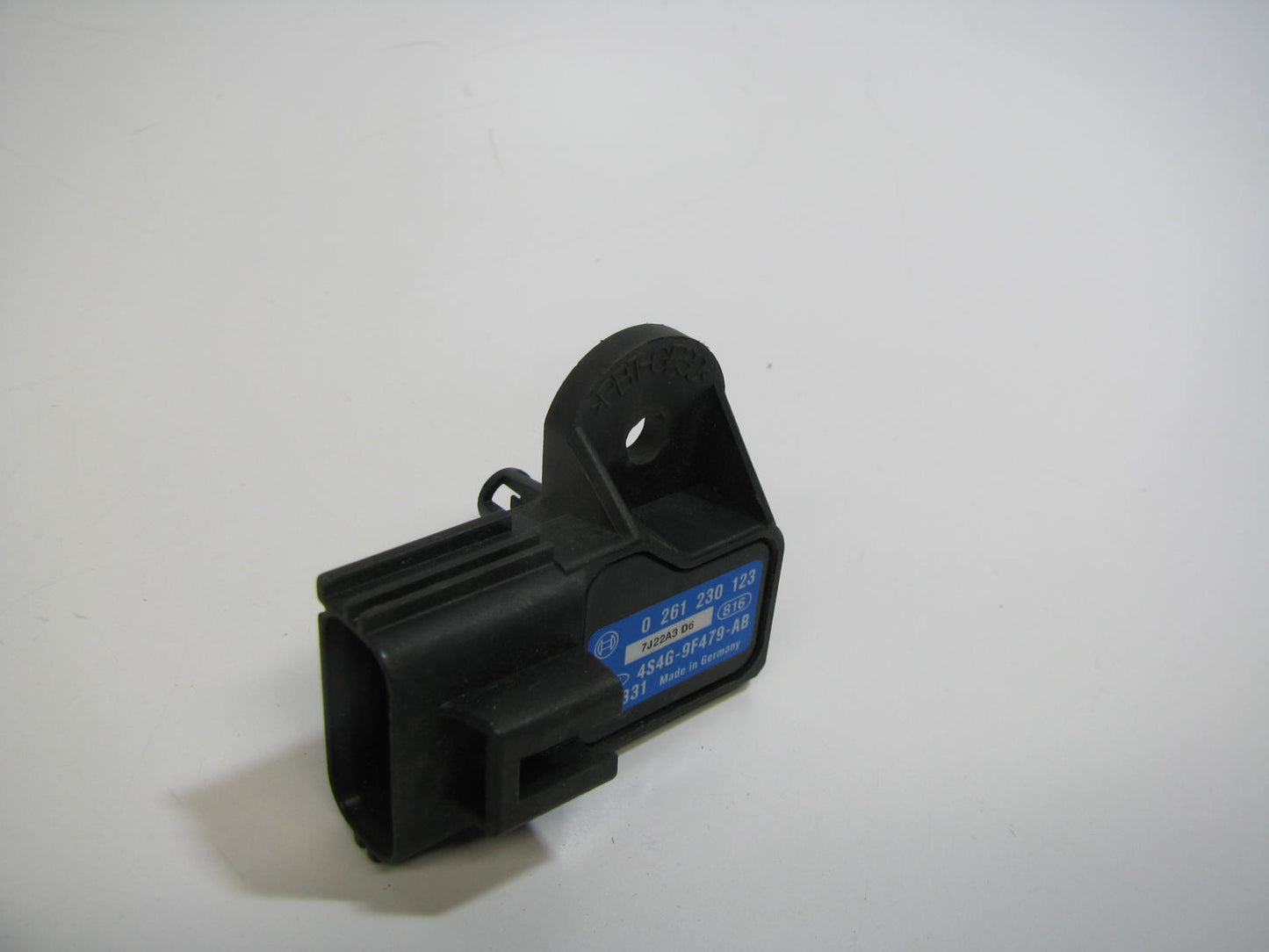 NEW UNBOXED BOSCH 0261230123 MAP Manifold Absolute Pressure Sensor 4S4G-9F479-AB