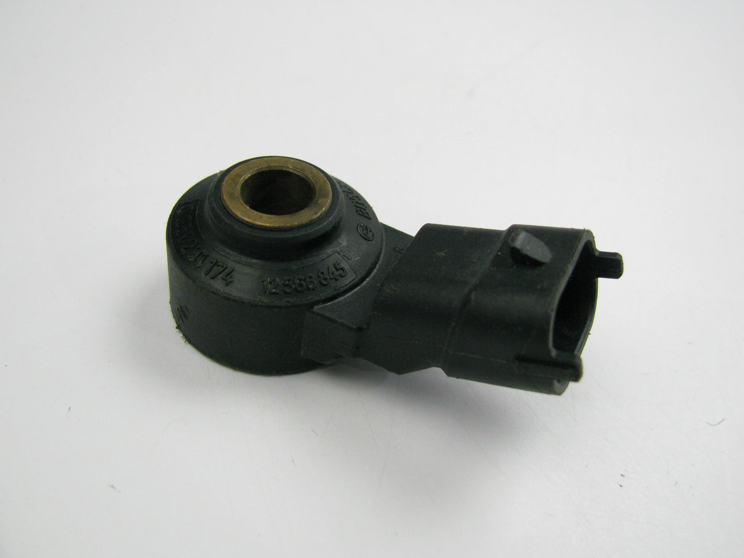 NEW - UBOXED BOSCH 0261231174 Ignition Knock Detonation Sensor W/O BOLT