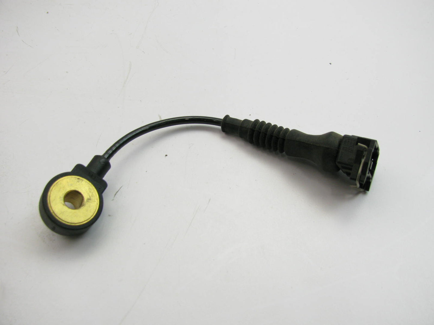 NEW - OUT OF BOX 0261231195 Bosch Ignition Knock Sensor 1992-1995 BMW 2.5L