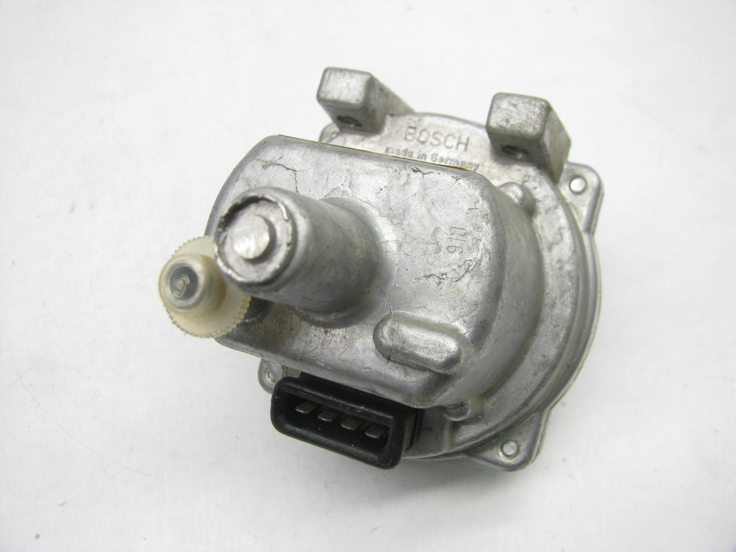 NEW - OUT OF BOX BOSCH 0280100001 Manifold Absolute Pressure Sensor 68-69 Type 3