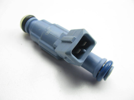 NEW - OUT OF BOX BOSCH 0280155715 Fuel Injector