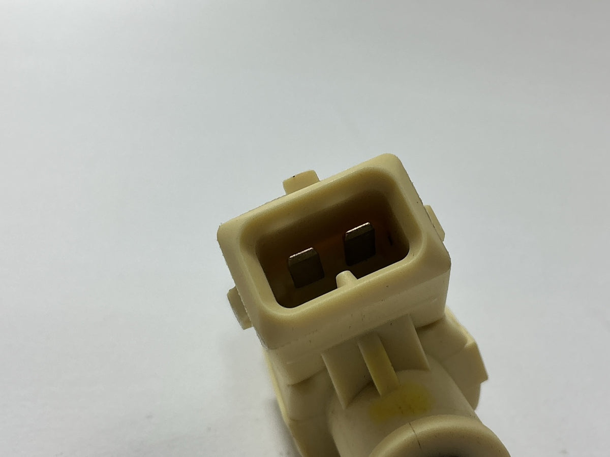 NEW - OUT OF BOX - Bosch 0280155796 Fuel Injector For 1997-2002 Ford 2.0L-L4