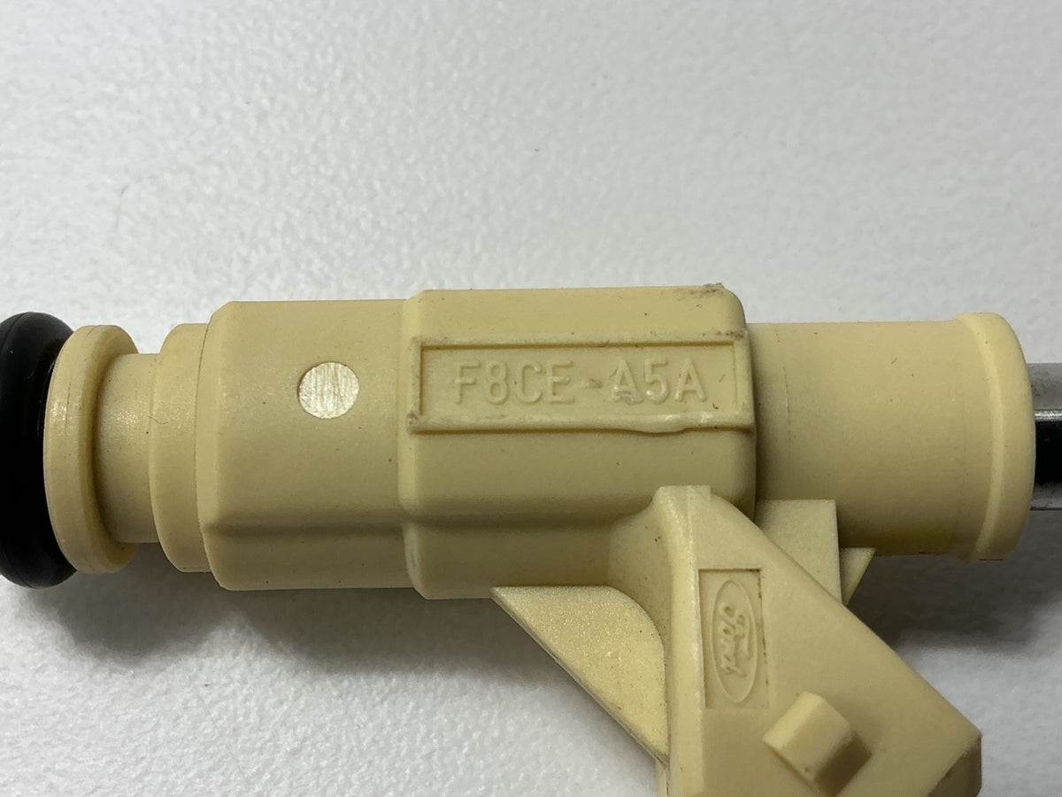 NEW - OUT OF BOX - Bosch 0280155796 Fuel Injector For 1997-2002 Ford 2.0L-L4