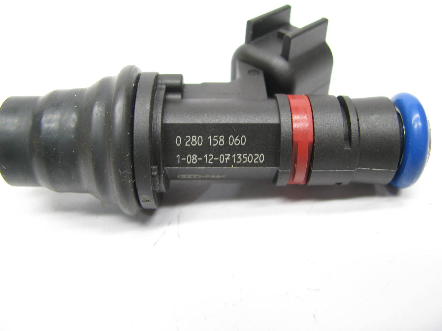 NEW OUT OF BOX - Bosch 0280158060 Fuel Injector For 2005-06 Ford GT 5.4L 330 V8