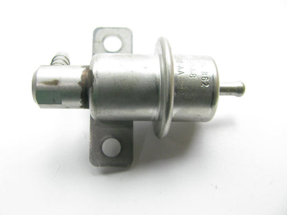NEW Unboxed OEM Ford / Bosch 0280160568 Fuel Pressure Regulator For 98-03 Escort