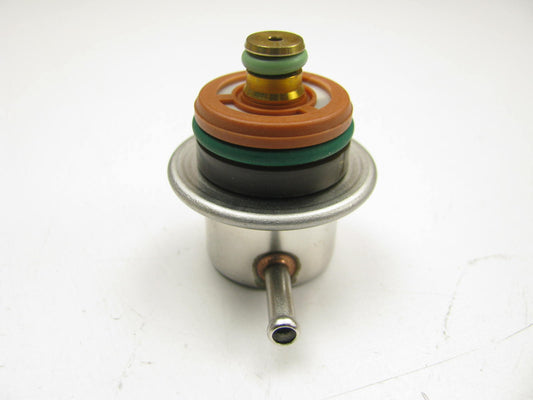 NEW - OUT OF BOX - Bosch 0280160575 Fuel Pressure Regulator