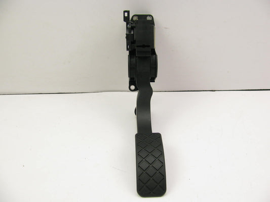 NEW OUT OF BOX - OEM Bosch 0280752217 Accelerator Gas Pedal Assembly Skoda Fabia