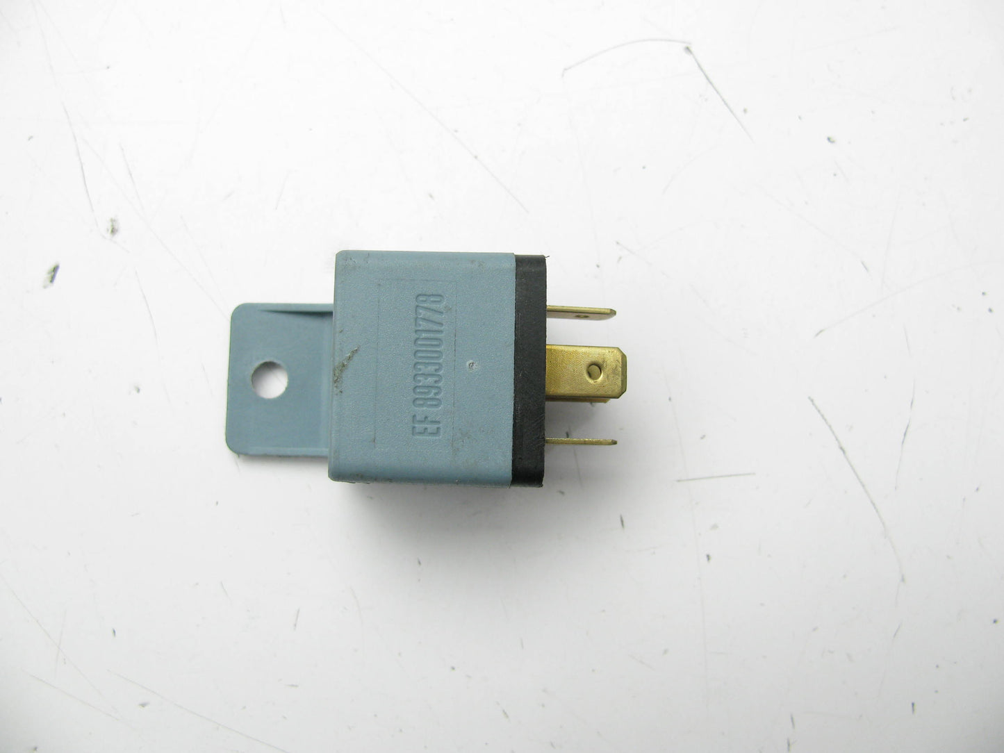 NEW - OUT OF BOX - BOSCH 0332204161 Multi Purpose Relay