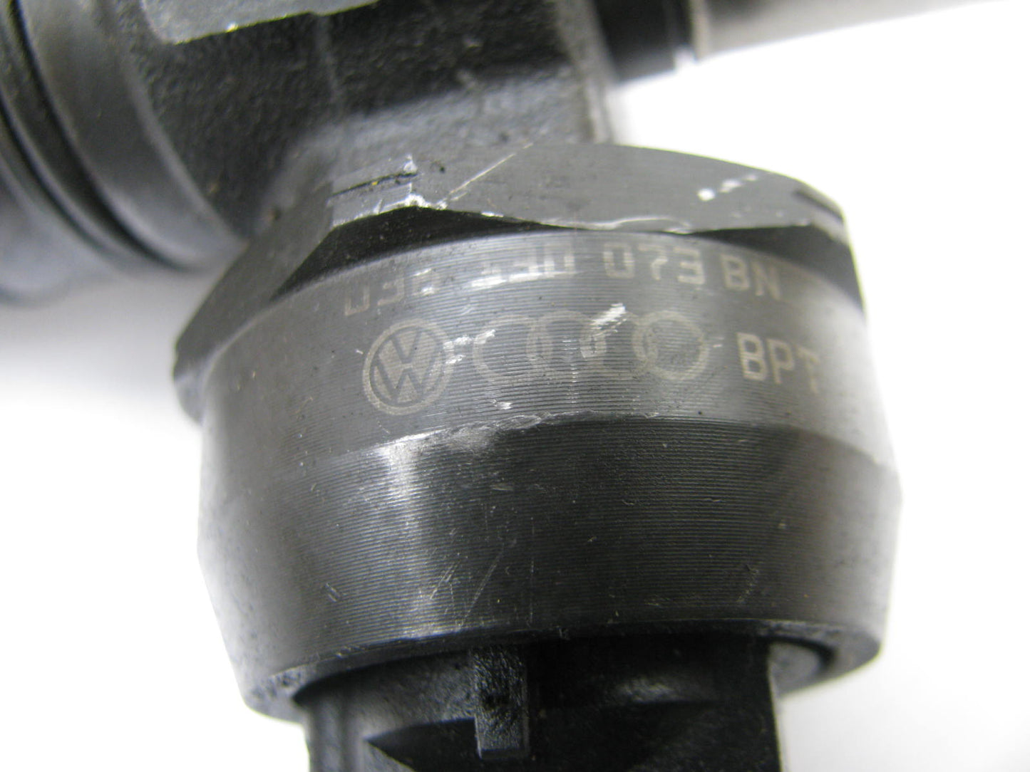 USED CORE - 038130073BN Fuel Injector 2002-2006 VW 1.9L 2.0L Diesel TDI