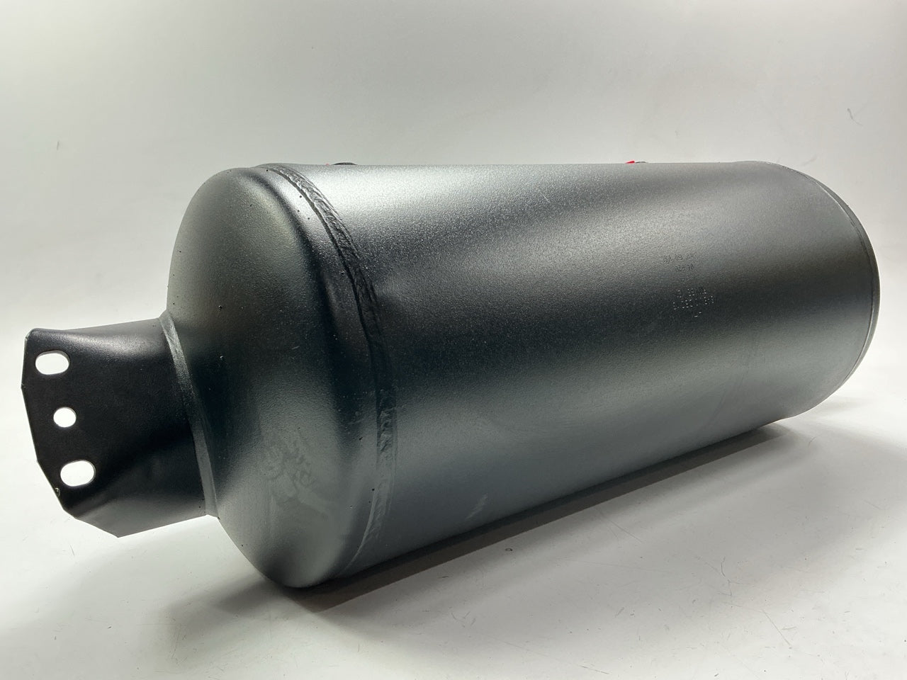 HTM 040620 Air Brake Reservoir Tank SAE J10 FMVSS 121 MWP 150 PSI Mack