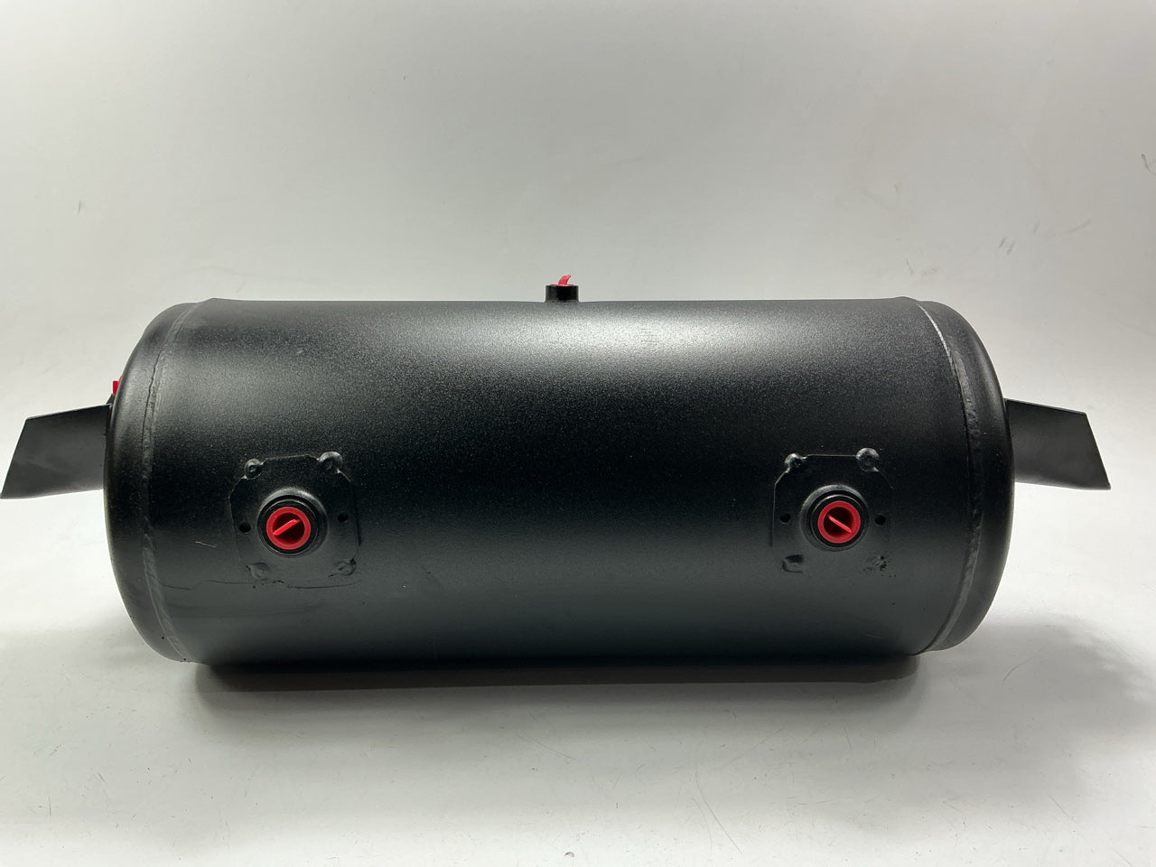 HTM 040620 Air Brake Reservoir Tank SAE J10 FMVSS 121 MWP 150 PSI Mack