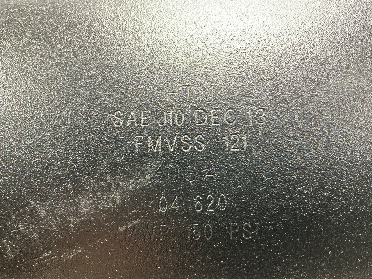 HTM 040620 Air Brake Reservoir Tank SAE J10 FMVSS 121 MWP 150 PSI Mack