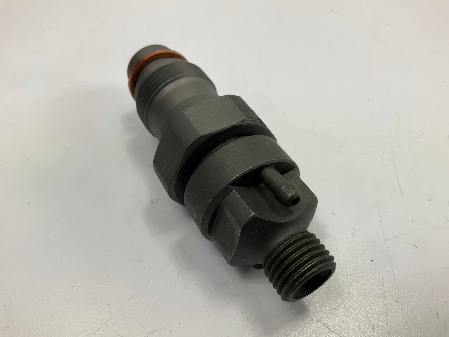 NEW OUT OF BOX Bosch 0430211058 Diesel Fuel Injector 85-89 GM 6.2L V8 DIESEL