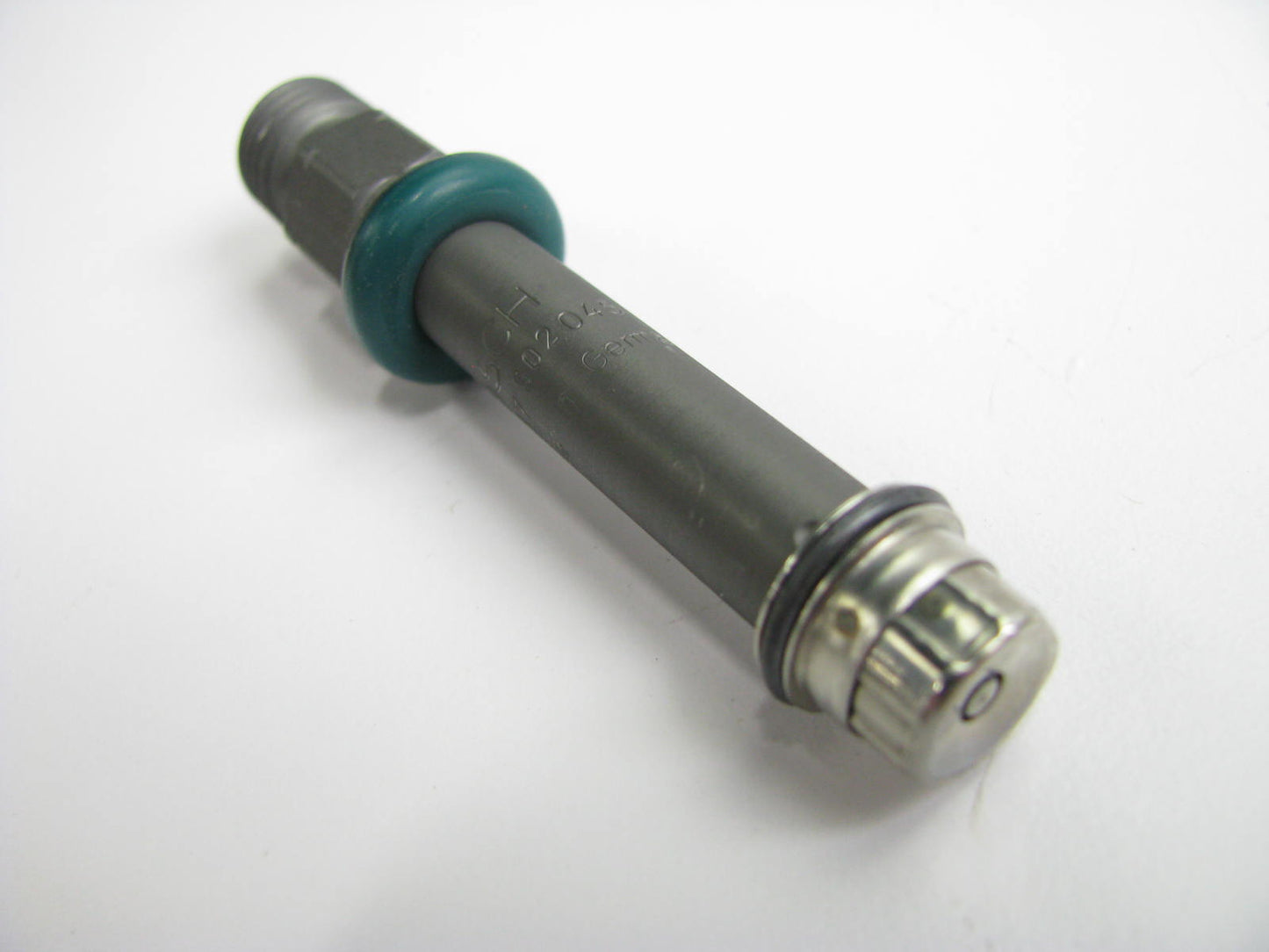 NEW - OUT OF BOX BOSCH 0437502045 Fuel Injector 1984-93 VW Audi 1.8L-L4 2.2L-L5