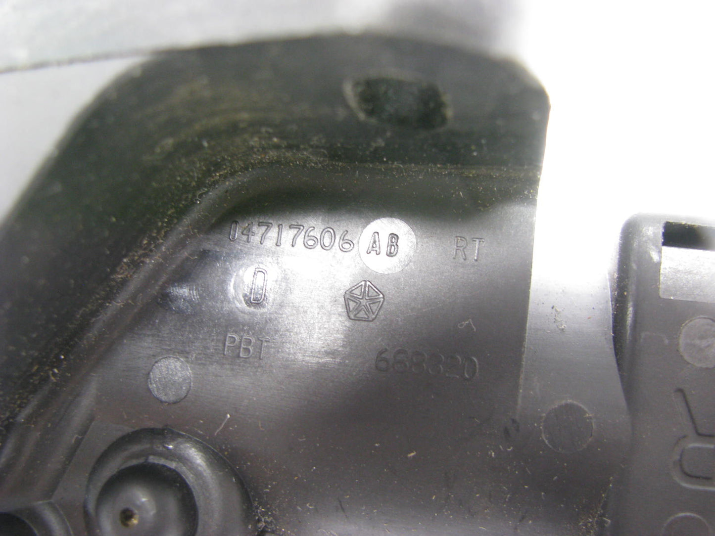 NEW OUT OF BOX - OEM For Mopar 04717606AB REAR Quarter Power Window Motor