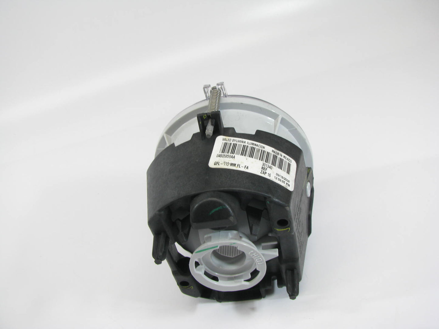 NEW - OUT OF BOX 04805859AA Foglight Fog Driving Light Lamp