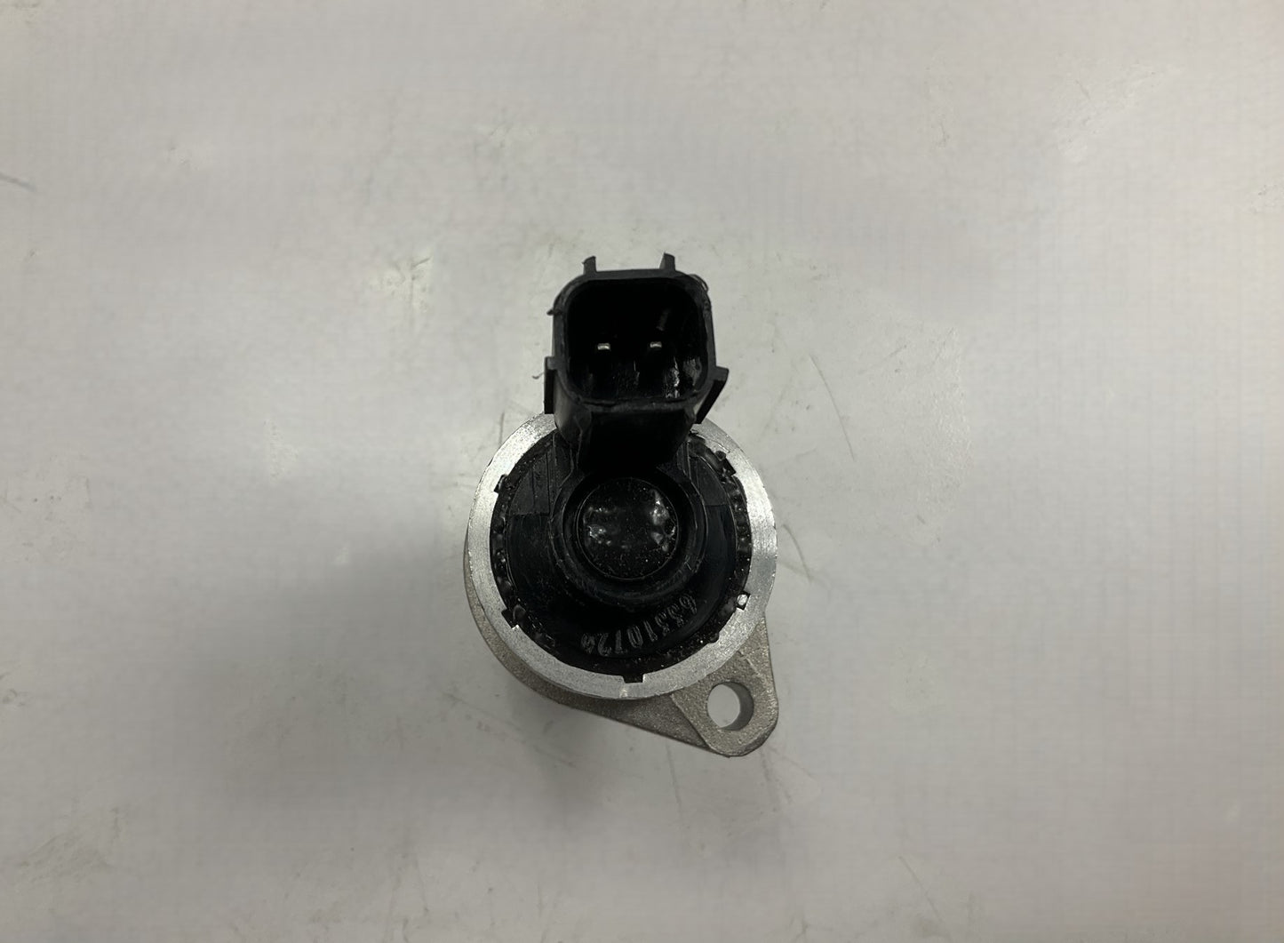 NEW - OUT OF BOX - OEM Mopar 04861552AC Idle Air Control Valve IAC