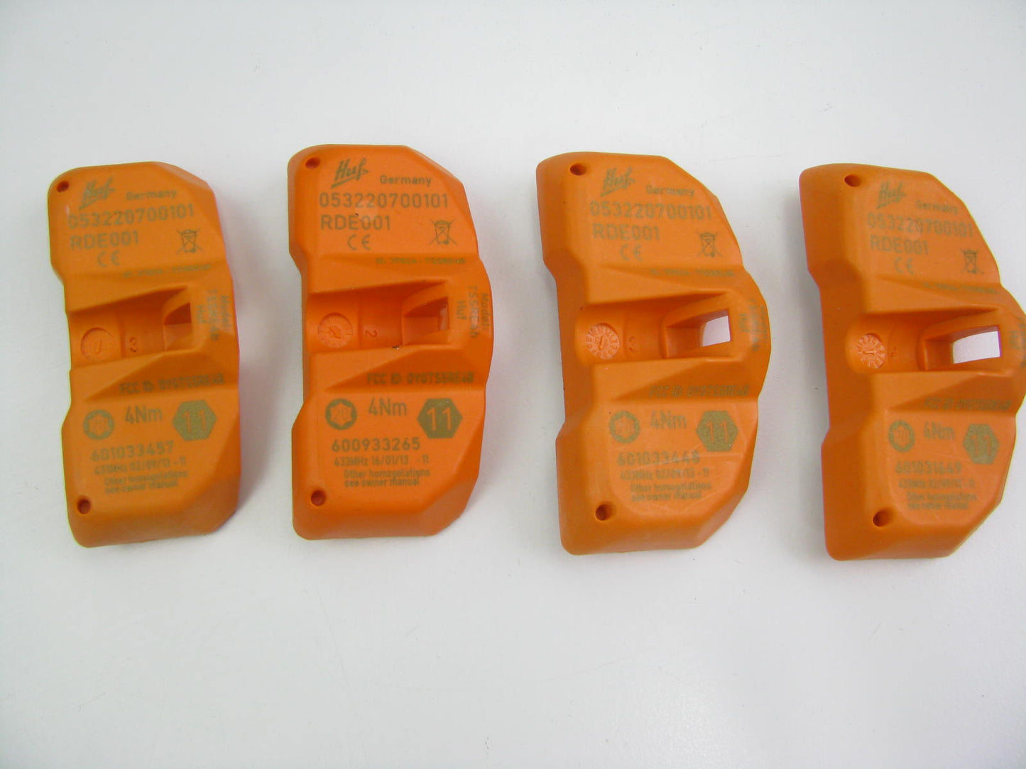 (4) NEW - OUT OF BOX 053220700101 TPMS Tire Pressure Monitor Sensor