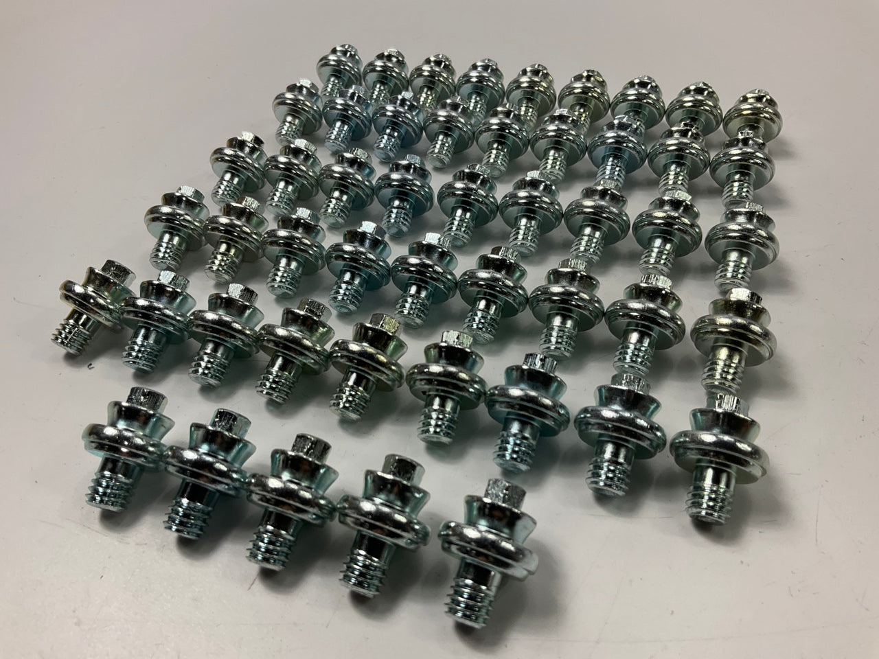 50 Bulk Packed Deka 05323 Battery Side Terminal Bolts - 3/8''-16 X 15/32'' Thread