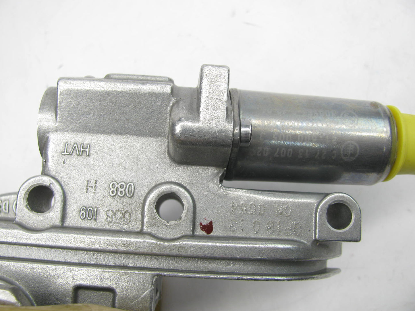 OUT OF BOX OEM 058109088H Camshaft Timing Tensioner Adjuster 98-08 Audi VW 1.8T