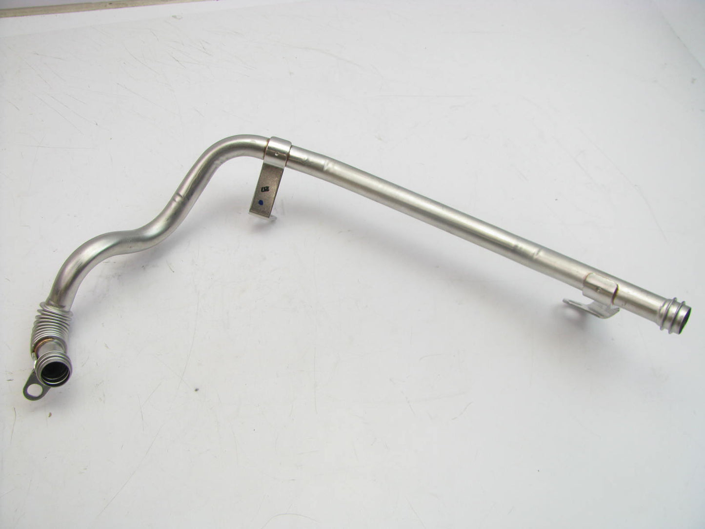 NEW - OUT OF BOX - OEM VW 059735AJ Oil Pipe Tube Line For VW TOUAREG