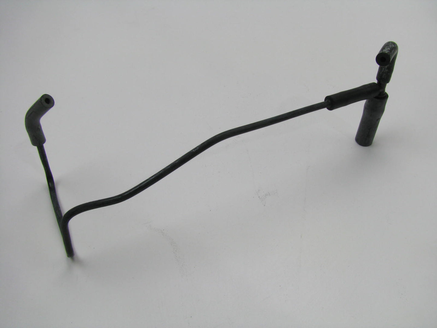 NEW UNBOXED OEM 2003-2006 Audi A4 S4 B6 3.0L Engine Vacuum Hose # 06C133791