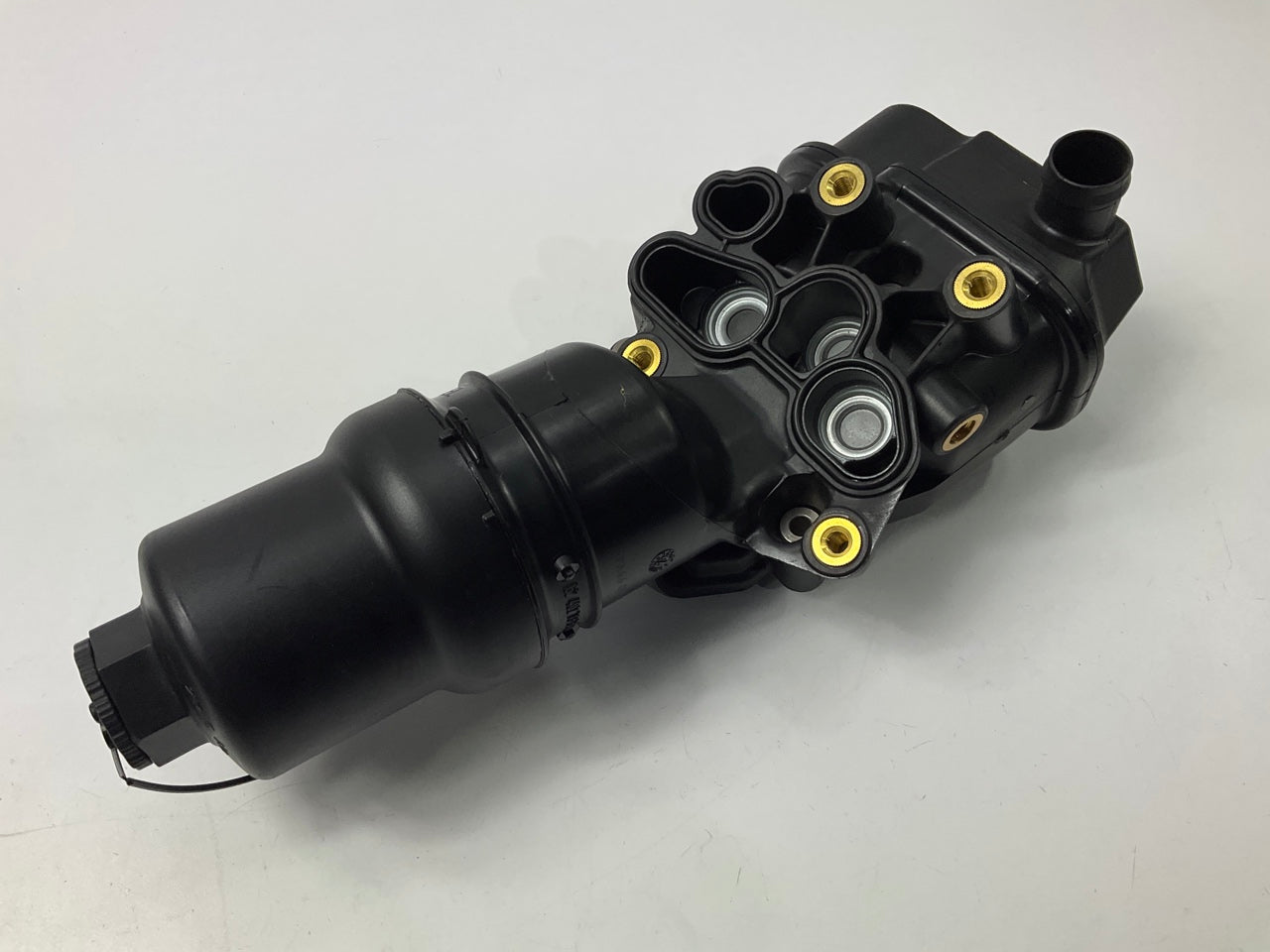 NEW UNBOXED OEM VW Audi 06F115397J Engine Oil Filter Housing