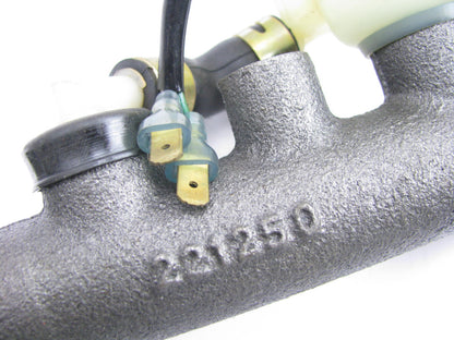 NEW - OUT OF BOX 072-8410 Brake Master Cylinder For 1985 Toyota Cressida