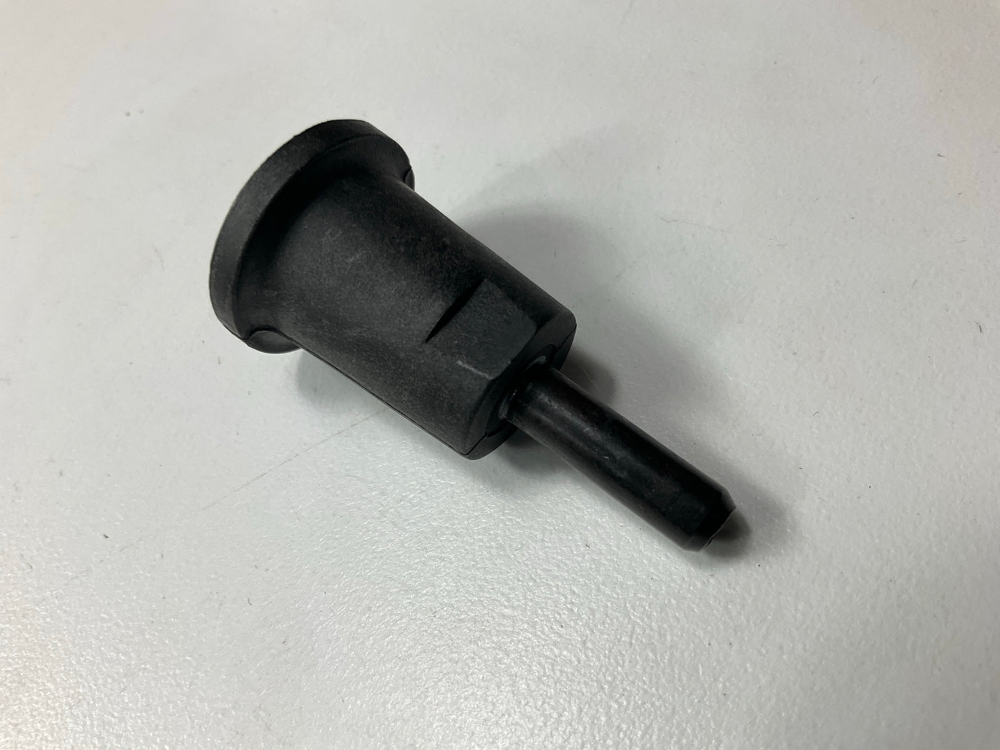 NEW UNBOXED 3M 07500 Roloc Disc Pad Holder, 25,000 Max RPM
