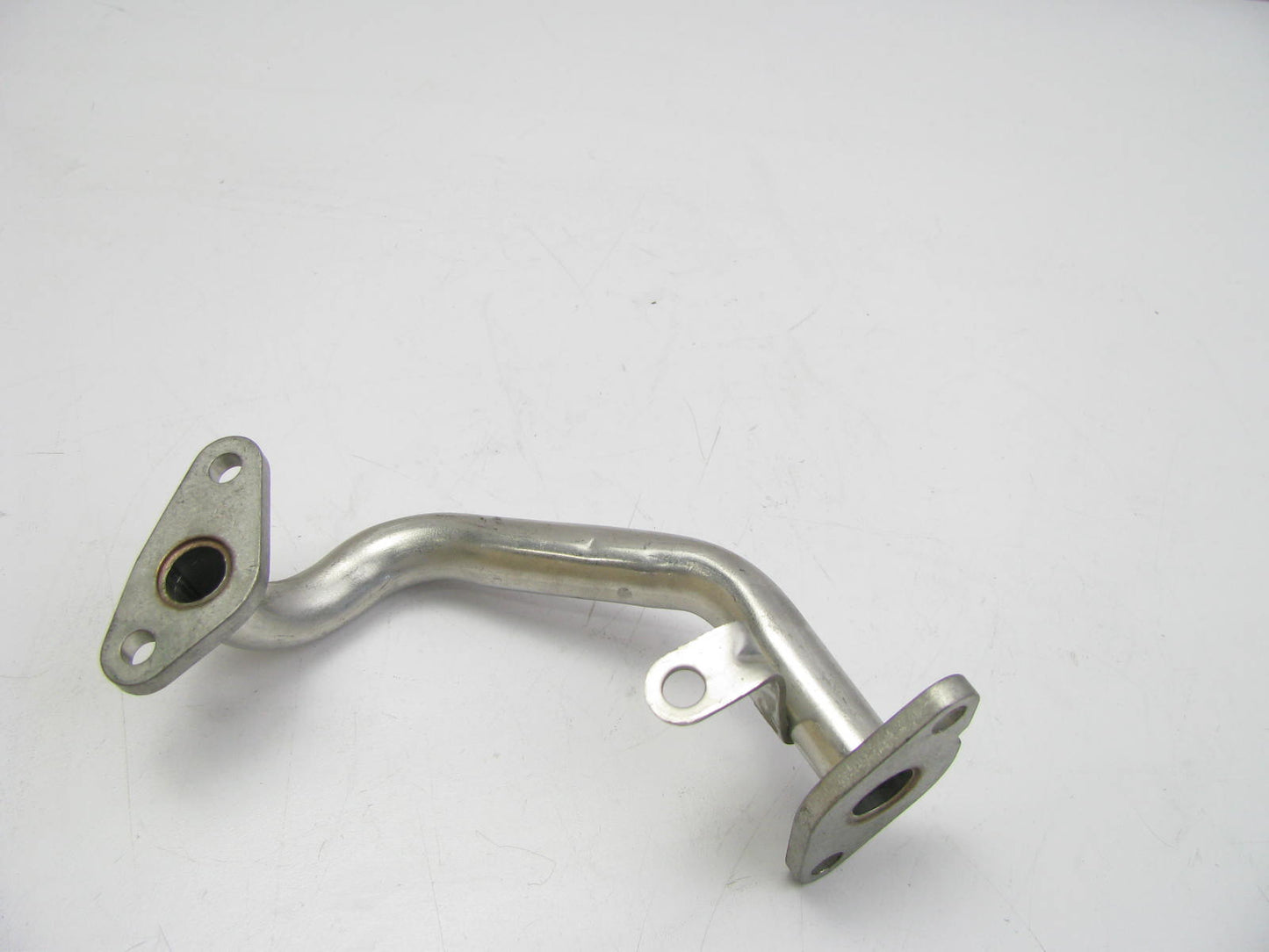 NEW - Out Of Box 079133863B EGR Valve Spacer Plate Adapter Left 04-09 Audi 4.2L