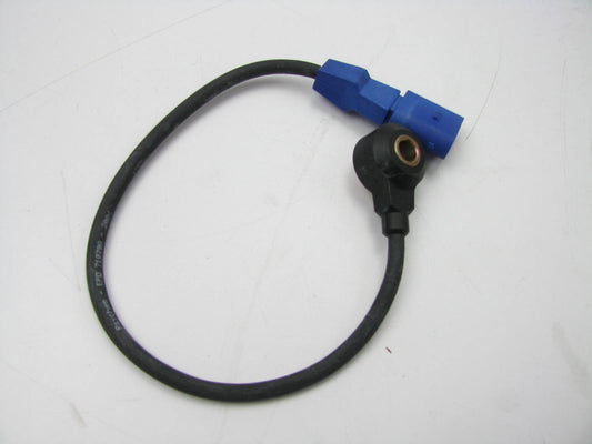 NEW - OUT OF BOX 079905377D Ignition Knock Detonation Sensor