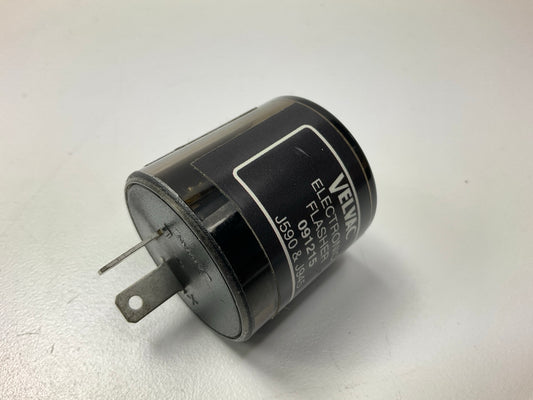 NEW - UNBOXED VELVAC 091215  Flasher 2 Terminals, Clear Smoke, 1-10 Lamp