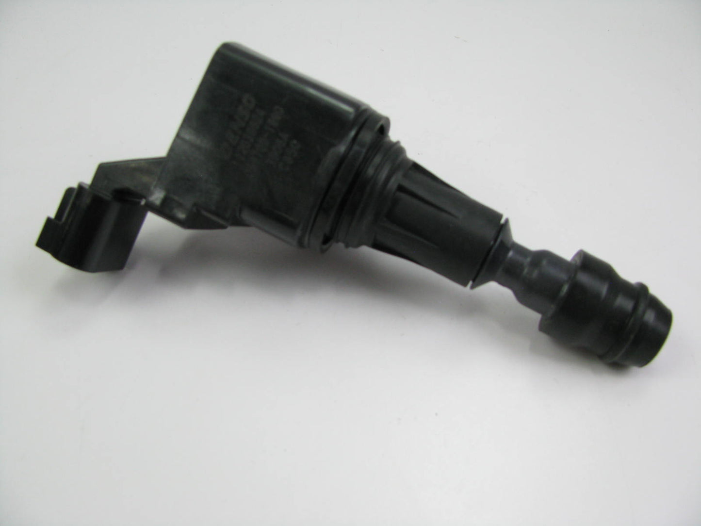 (1) NEW - OUT OF BOX - Denso # 099700-1900 Ignition Coil