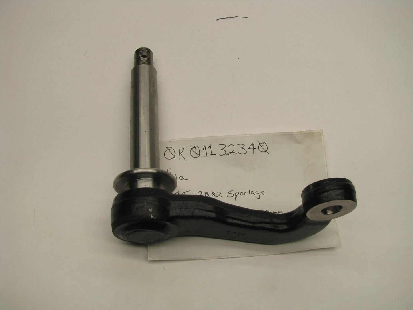 NEW - OUT OF BOX - Steering Idler Arm OEM For 1995-02 Kia  Sportage 0K01132340