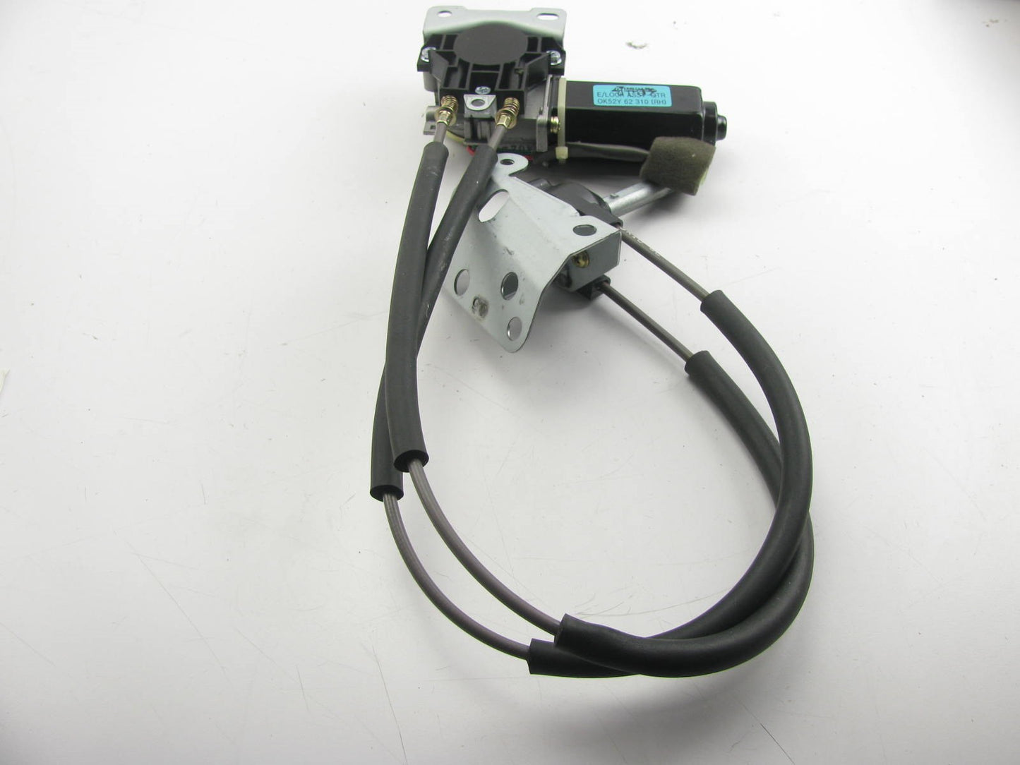 NEW - OUT OF BOX - Rear Right Passengers Side Power Vent Window Motor 0K52Y62310