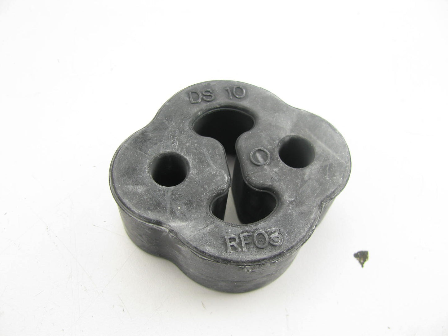 New OUT OF BOX Exhaust Pipe Hanger For Kia 0RF0340061