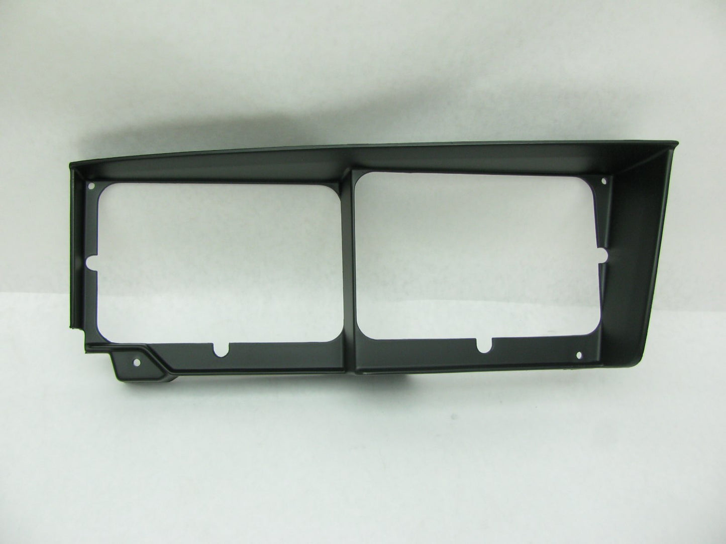 NEW - UNBOXED GM 10027031 Front Left Headlight Bezel Trim 85-88 Pontiac Grand Am