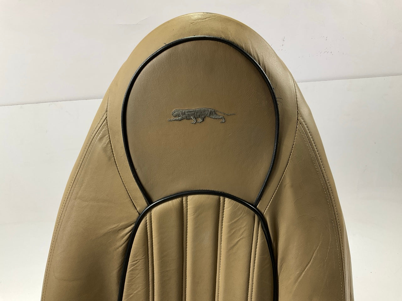 USED, AS SHOWN - Front Leather Seats (BROWN) OEM For 97-99 Jaguar XK8