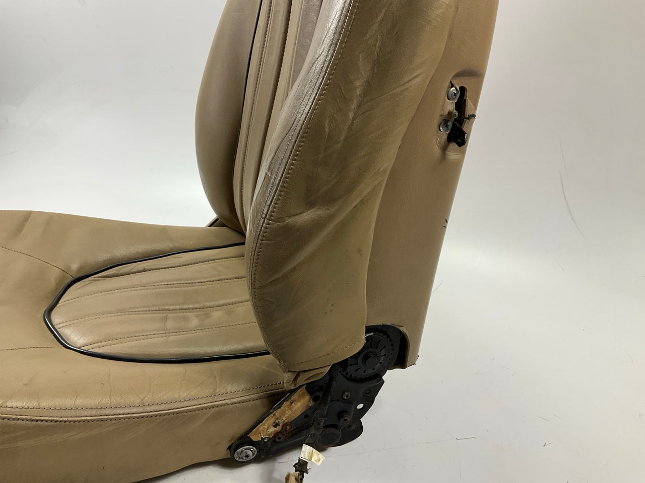 USED, AS SHOWN - Front Leather Seats (BROWN) OEM For 97-99 Jaguar XK8