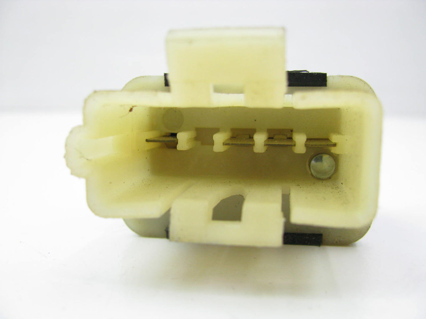 NEW - OUT OF BOX 10038311 Engine Cooling Fan Motor Relay - 15-8333 AR177 RY76