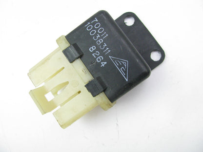 NEW - OUT OF BOX 10038311 Engine Cooling Fan Motor Relay - 15-8333 AR177 RY76
