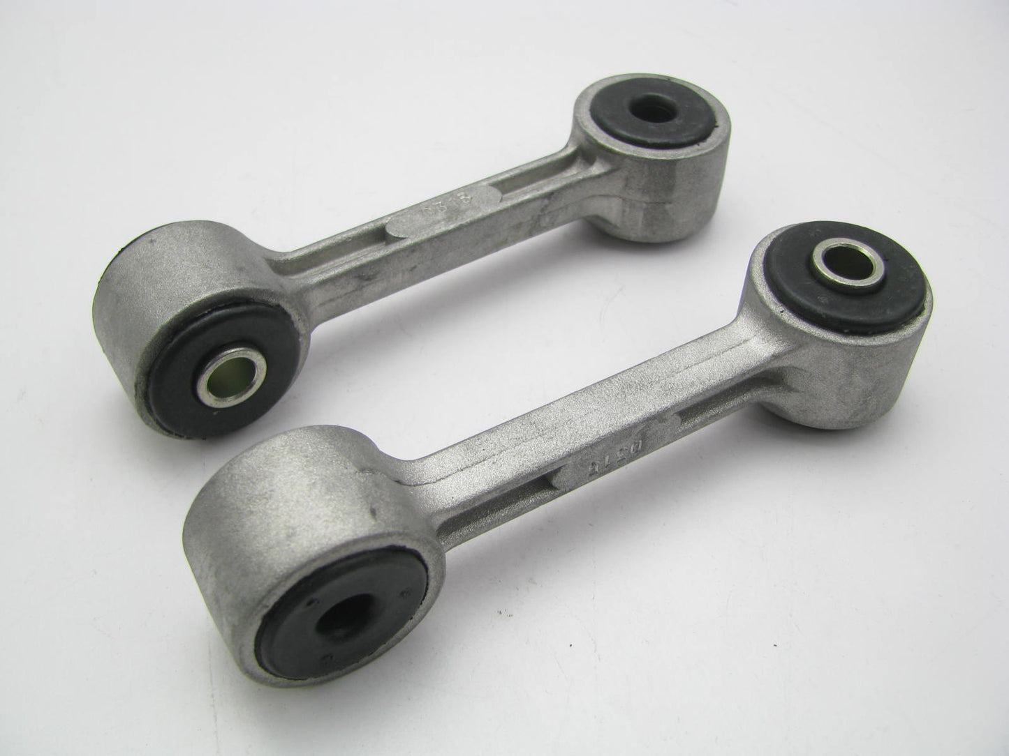 (2) NEW - UNBOXED 101-5247 Suspension Stabilizer Sway Bar Link Kit - Rear