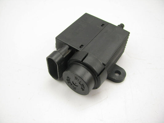 NEW - OUT OF BOX - OEM GM 10137639 EGR Vacuum Valve Control Solenoid